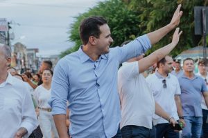 Adiamento de homenagem a Lucas Ribeiro na Câmara de João Pessoa reflete agenda do governador e interage com dinâmicas regionais