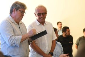 Cícero Lucena sinaliza voto em João Azevêdo para o Senado e mantém aliança com Veneziano