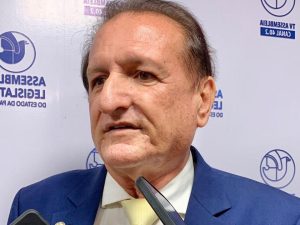Hervázio critica veto de Azevêdo a emendas e atraso em obras; decisões estaduais impactam municípios