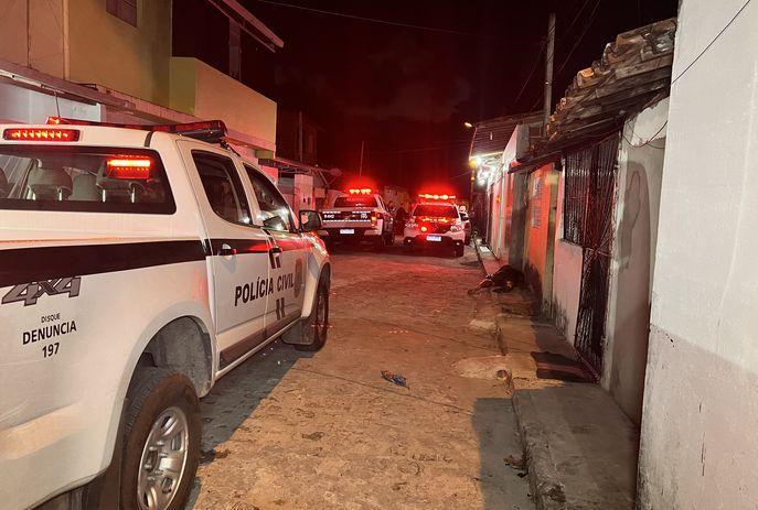 Homem é encontrado morto com orelha decepada e mãos amarradas em Santa Rita; polícia investiga
