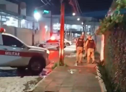 Mulher é morta a facadas no bairro dos Bancários; irmão com histórico de esquizofrenia é preso