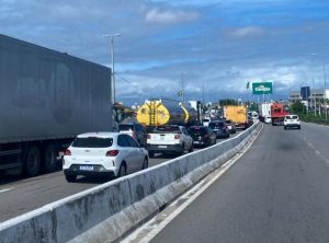 Obra em Viaduto de João Pessoa Causa Congestionamento Extenso na BR-230 e Afeta Quem Transita na Região Metropolitana