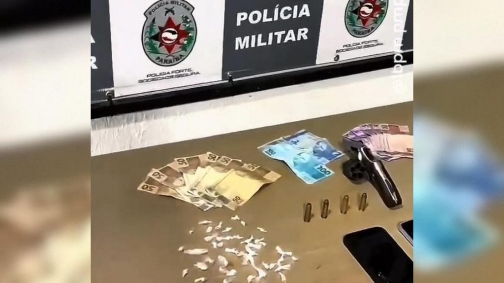 Operação Semana Santa: Dupla é Presa em Oitizeiro com Celulares Roubados, Armas e Drogas em João Pessoa