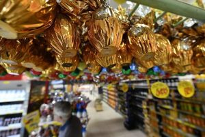 Páscoa Mais Salgada? Guia Essencial para Economizar e Proteger Seus Direitos ao Comprar Ovos de Chocolate
