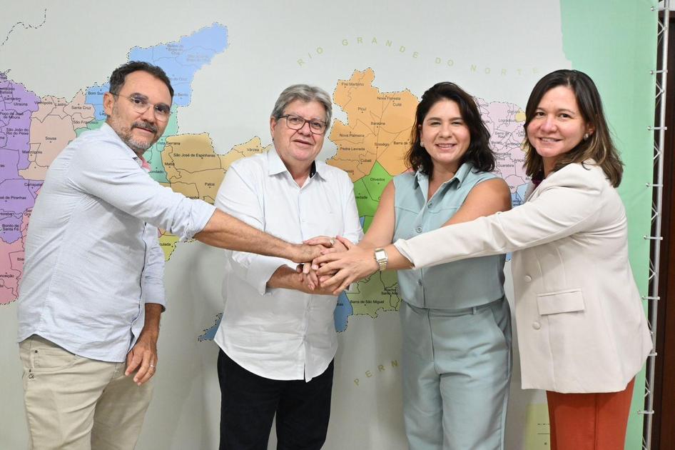 Prefeitos destacam trabalho de João Azevêdo nos municípios e reforçam apoio à pré-candidatura ao Senado