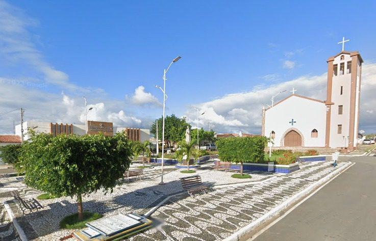 Prefeitura de Riacho de Santo Antônio vai gastar R$ 733 mil em pneus para frota de 432 veículos; cidade tem 2 mil habitantes