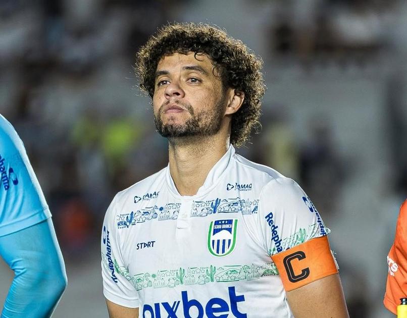 Victor Ferraz, ídolo do Santos e Grêmio, anuncia aposentadoria e projeta futuro no futebol fora das quatro linhas