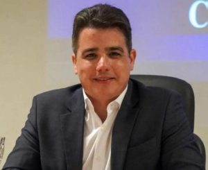 ALPB concede Título de Cidadã Paraibana à procuradora Íris Catarina Dias Teixeira em sessão solene no dia 14 de maio