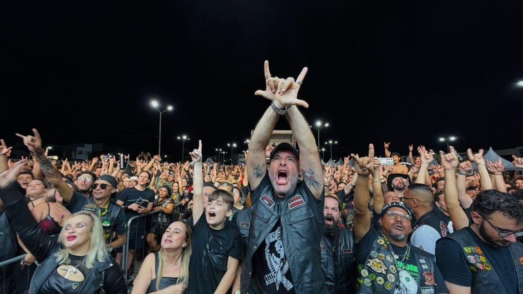 Banda Raimundos arrasta multidão em Santa Luzia e consolida Sabugy Moto Fest entre os maiores encontros de motociclistas do Nordeste