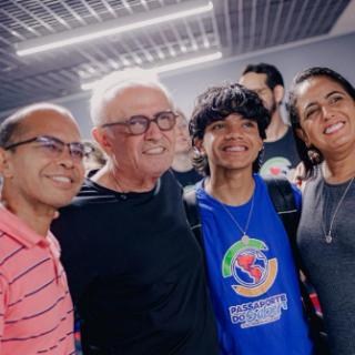 Cícero Lucena recebe estudantes intercambistas e promete apoio a municípios paraibanos na criação de programas de intercâmbio