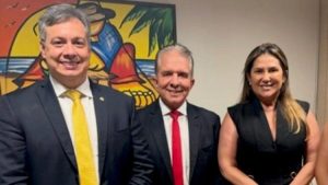 Corrinha e Júnior Araújo consolidam aliança em Brasília: entrosamento político em destaque