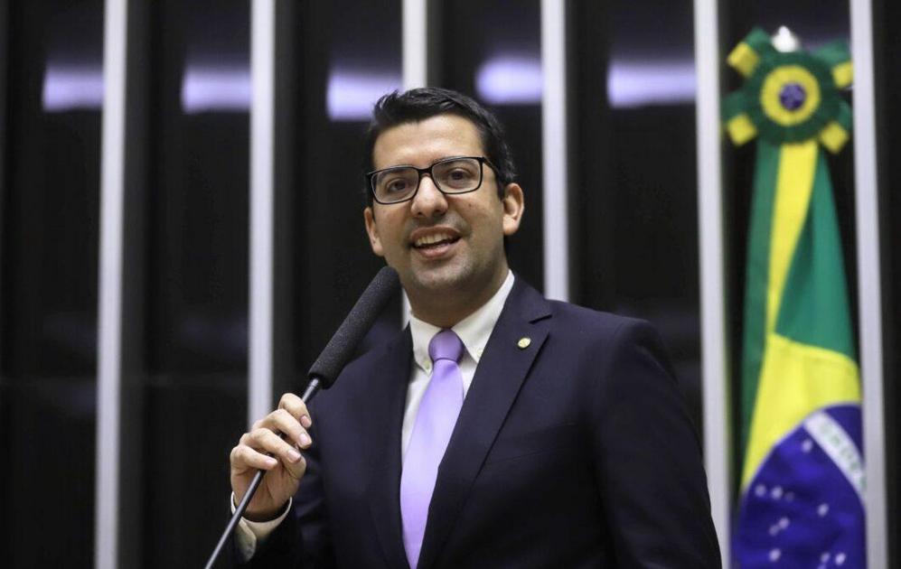 Deputado Marcelo Queiroz é alvo de operação da PF por fraude em contratos de R$ 200 milhões