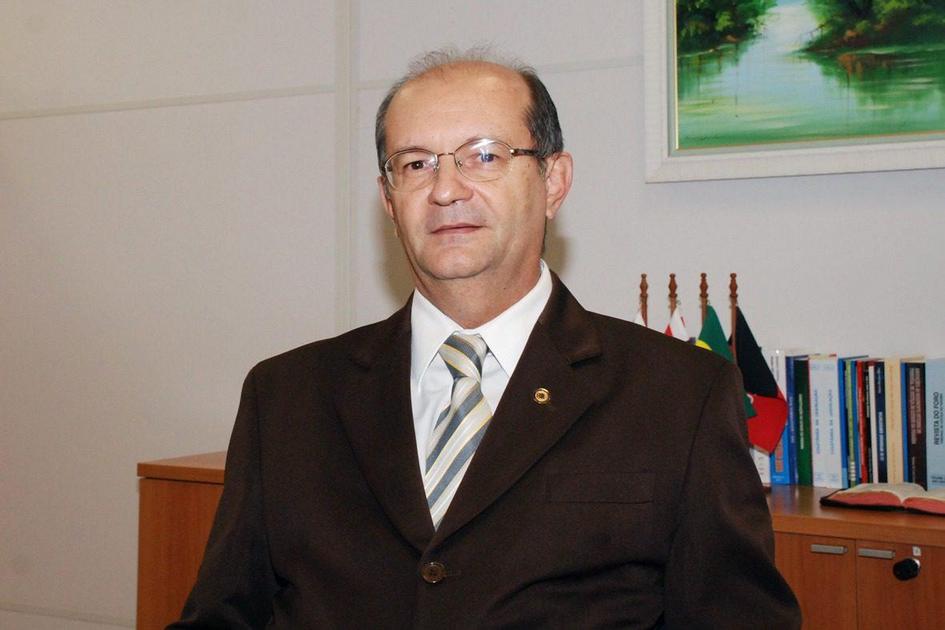 Desembargador Aluízio Bezerra Filho analisa fim da aposentadoria compulsória e defende irretroatividade dos efeitos