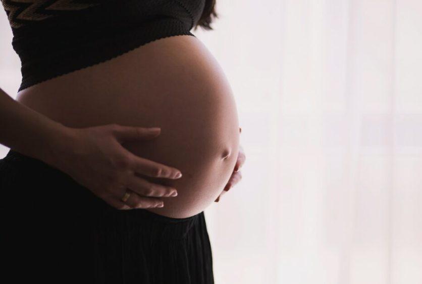 Governador sanciona lei que garante intérprete de Libras para gestantes com deficiência auditiva na rede pública da Paraíba