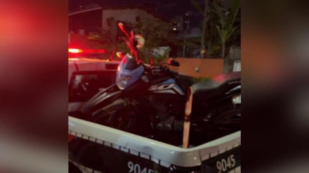 Homem é preso suspeito de assaltar mulheres em bairros nobres de João Pessoa; BEPTur atua na prisão