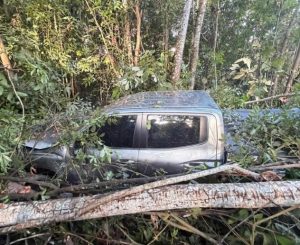 Jornalista Clilson Júnior e esposa sofrem acidente na BR-230; casal passa bem