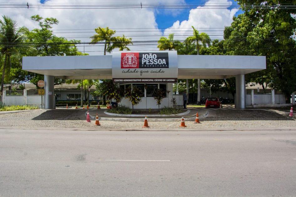 Leo Bezerra promove reforma no secretariado de João Pessoa; confira as mudanças