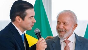 Lula e Hugo Motta devem se reunir até segunda-feira para definir transição na PEC que reduz jornada de trabalho e acaba com escala 6×1