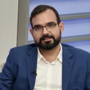 Olímpio Rocha critica oligarquias e confirma disputa ao Governo da Paraíba: "Prego batido e ponta virada"