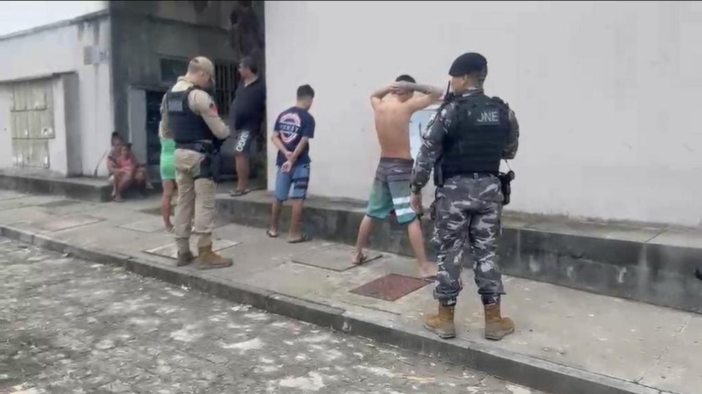Operação em Gramame remove barricadas e mira atuação de facções em condomínios