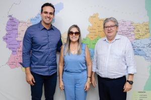 Prefeita de Juru reafirma apoio a Lucas Ribeiro e João Azevêdo em reunião para obras e parcerias