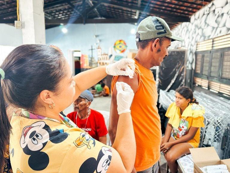 Prefeitura de Bayeux realiza vacinação para população atingida pelas fortes chuvas