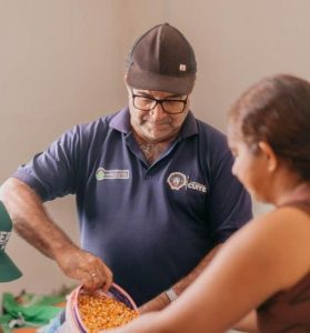 Prefeitura de Cuité distribui 1,8 toneladas de sementes para fortalecer agricultura familiar