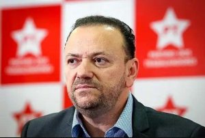 Presidente nacional do PT participa de plenária em João Pessoa e discute estratégias para 2026
