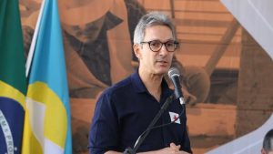 Romeu Zema defende mudança na legislação que proíbe trabalho infantil; declaração gera polêmica